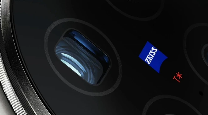vivo 新旗舰 X100 Ultra 即将发布，韩伯啸预告长焦与夜景摄影能力将大幅提升