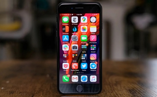 iphone屏幕会突然变暗原因是什么